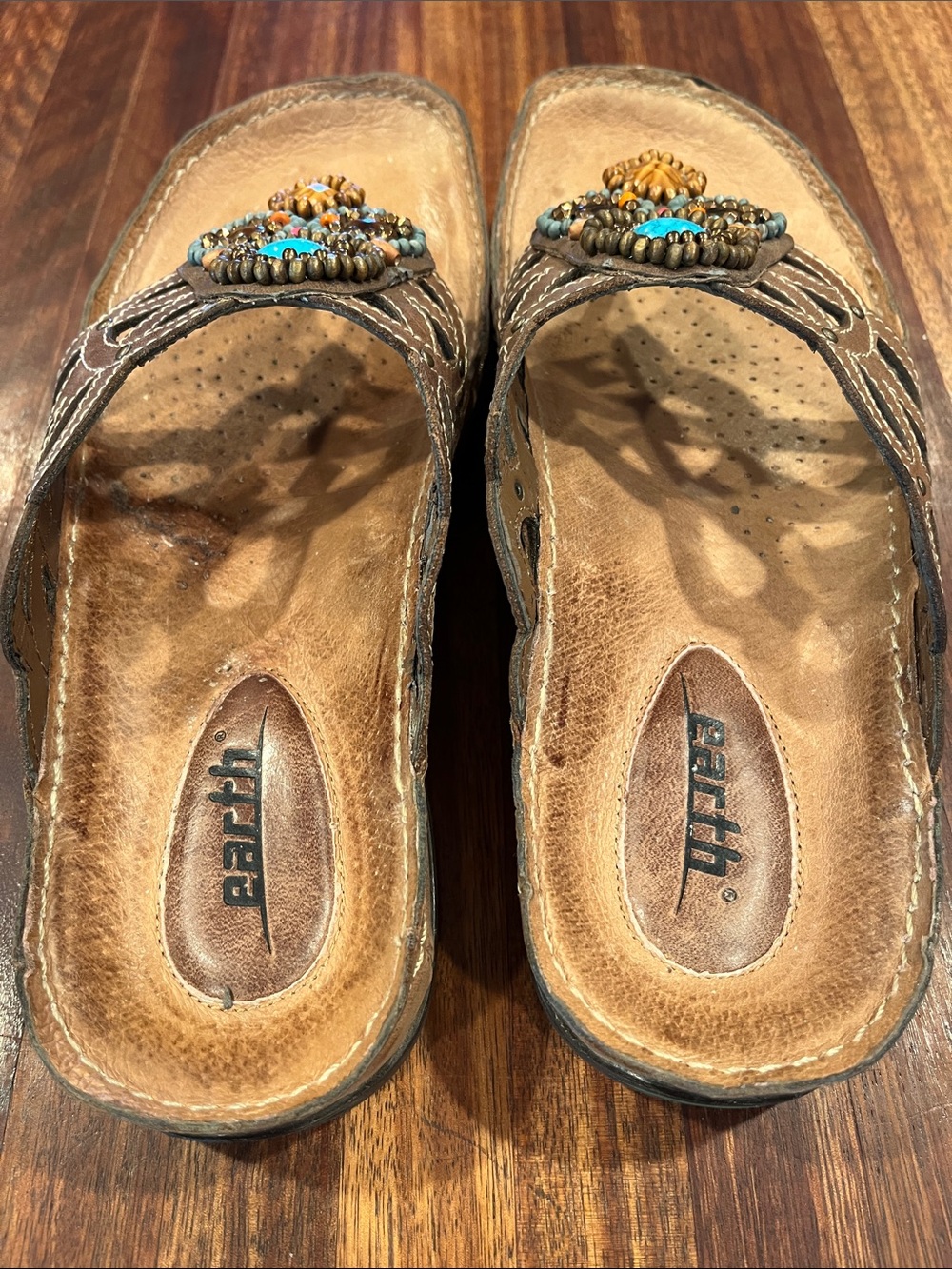 Earth freesia sandals. Size 7.5 b but see comments - Picture 4 of 7